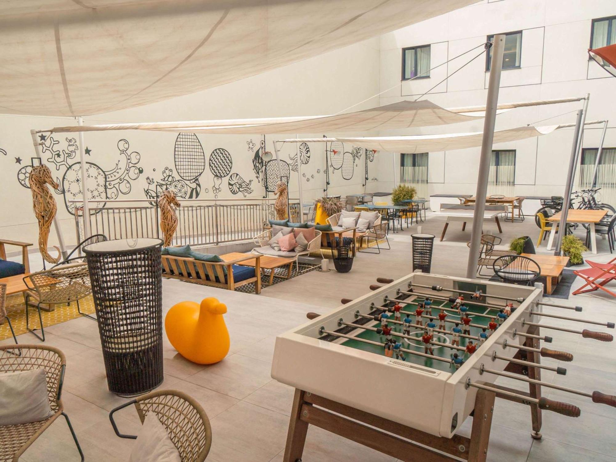 Ibis Styles Barcelona City Bogatell Bagian luar foto