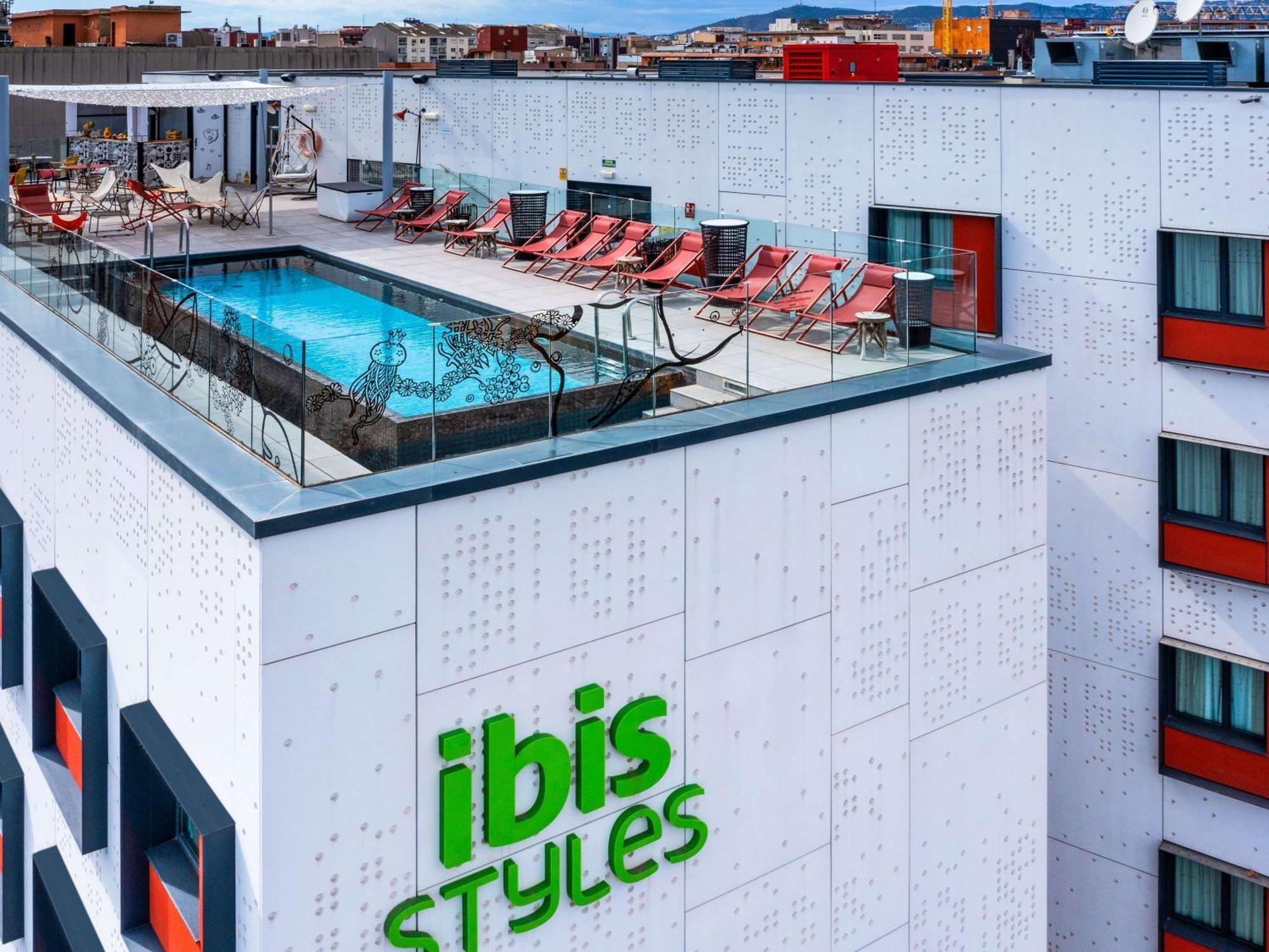 Ibis Styles Barcelona City Bogatell Bagian luar foto