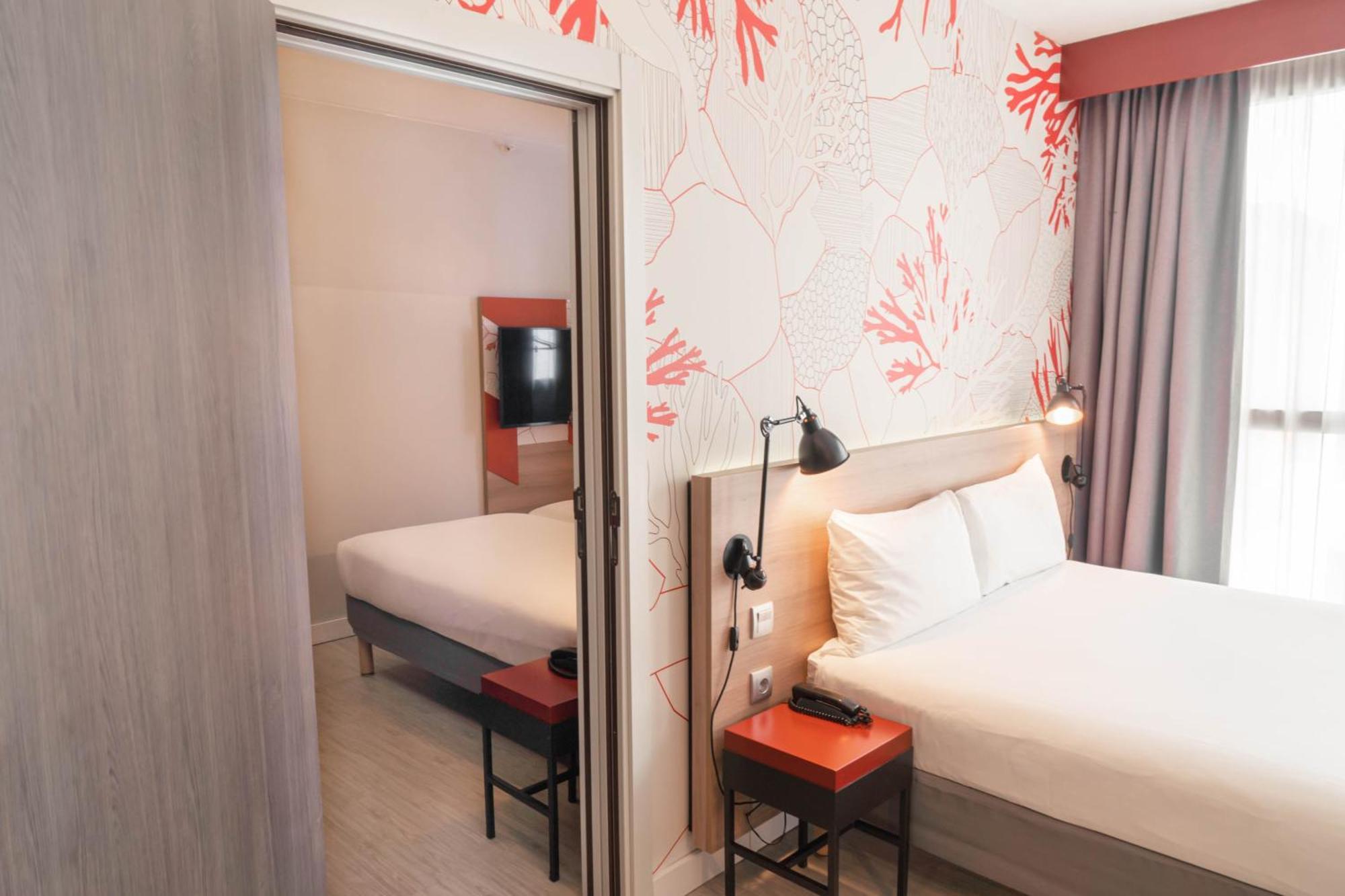 Ibis Styles Barcelona City Bogatell Bagian luar foto